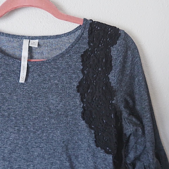 LC || Lauren Conrad ruffle bell quarter sleeve Top - Picture 2 of 4